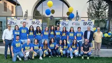 Staff e giocatrici del Real Volley, che si appresta ad affrontare la serie B2 femminile