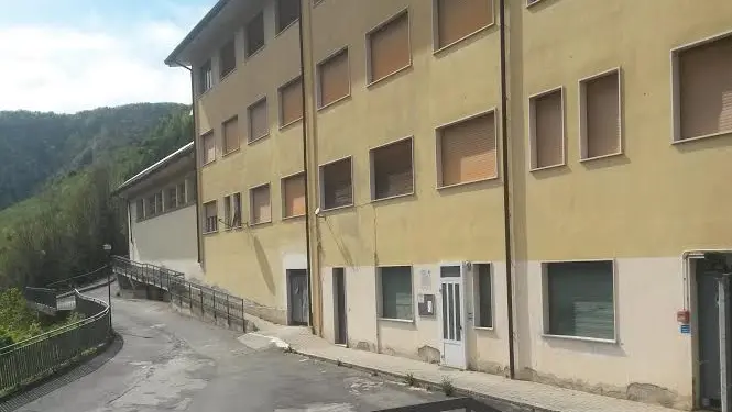L'edificio in via Canossi