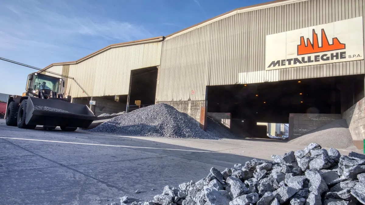 Uno scorcio dello stabilimento della Metalleghe, a Flero