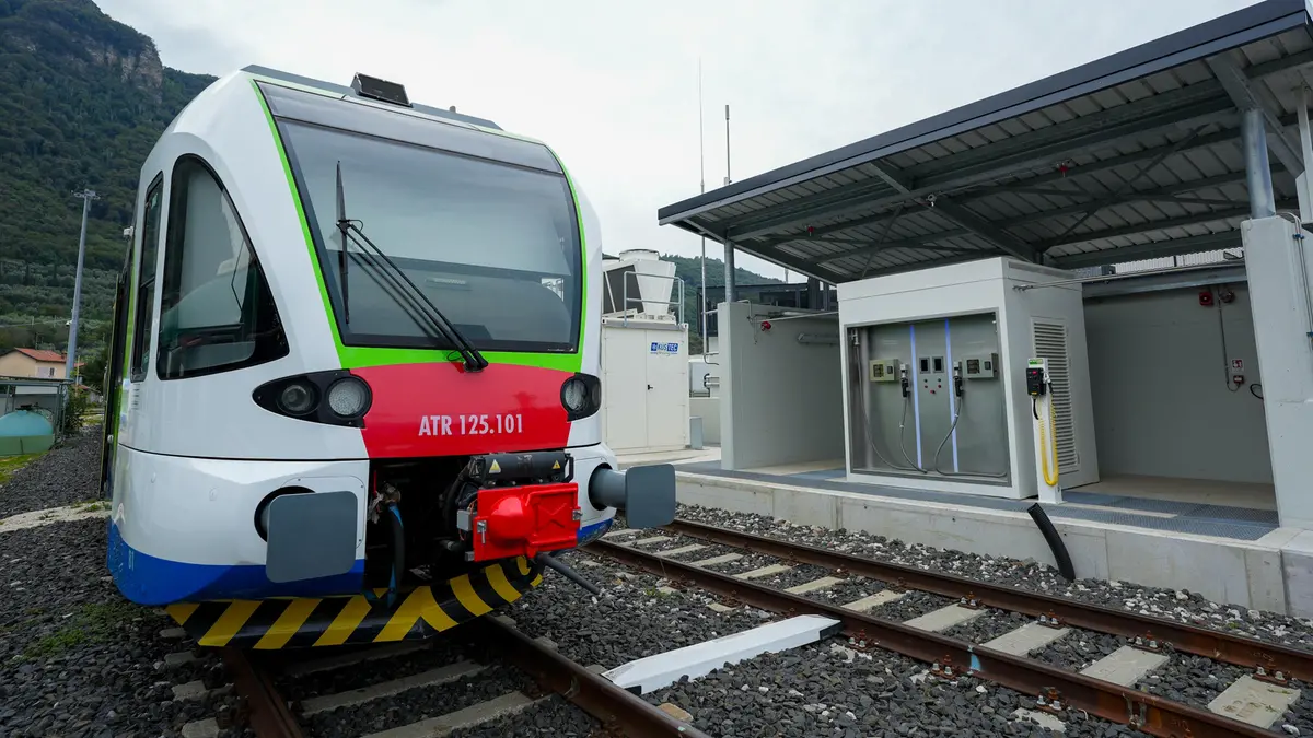 Un treno a idrogeno al polo di Iseo