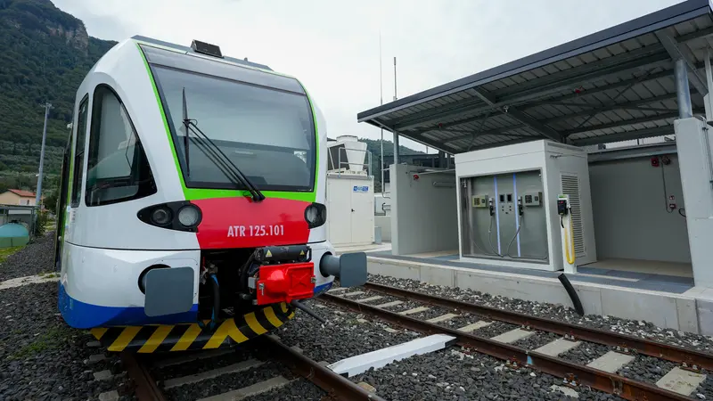 Un treno a idrogeno al polo di Iseo