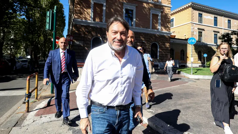 Sigfrido Ranucci è stato sospeso dieci giorni dalla Rai