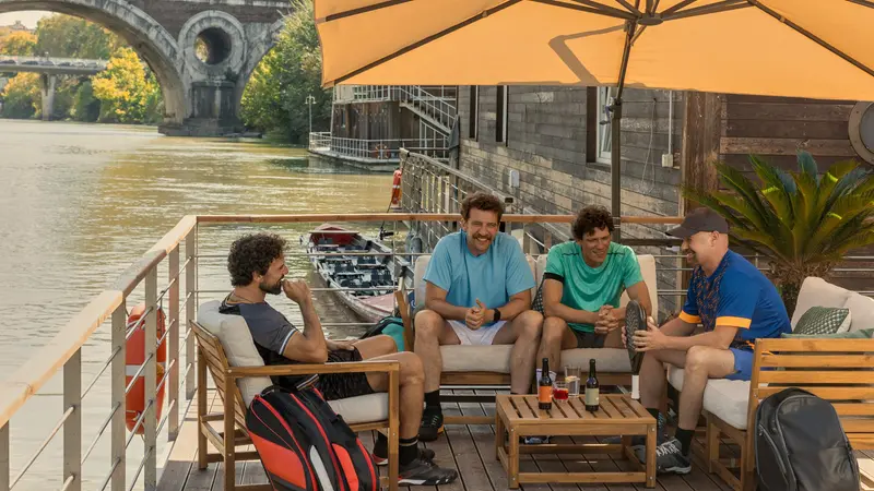 I protagonisti maschili della serie - Foto Netflix