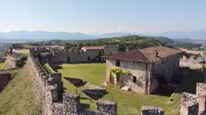 La rocca di Lonato ospiterà la mostra mercato «Cose mai viste»