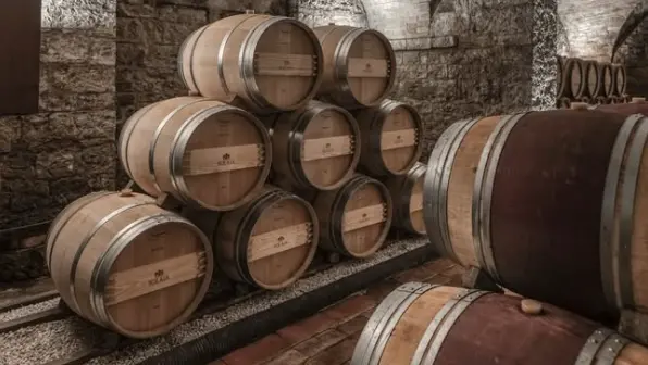 Una delle cantine di Antinori - Foto Instagram