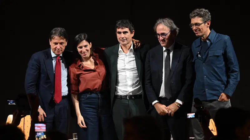 Giuseppe Conte, Elly Schlein, Nicola Fratoianni, Angelo Bonelli e Riccardo Magi - Foto Ansa © www.giornaledibrescia.it