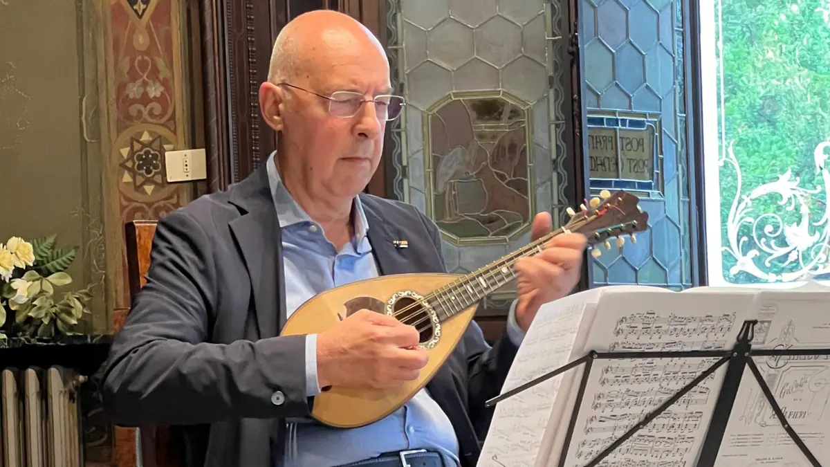 Il mandolinista bresciano Ugo Orlandi