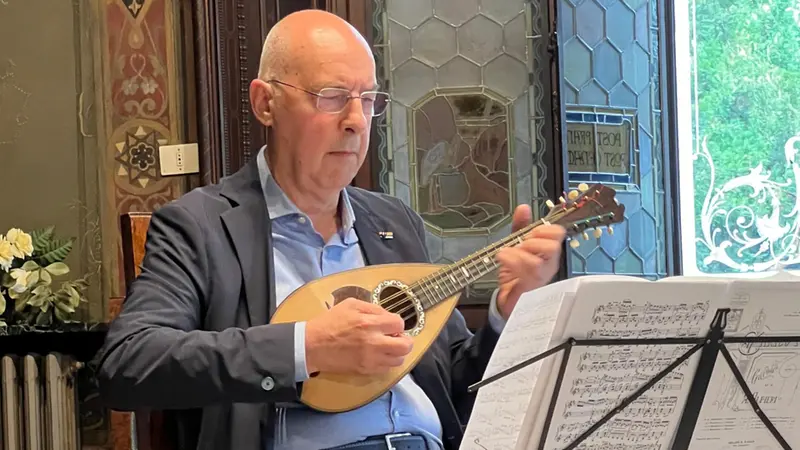 Il mandolinista bresciano Ugo Orlandi