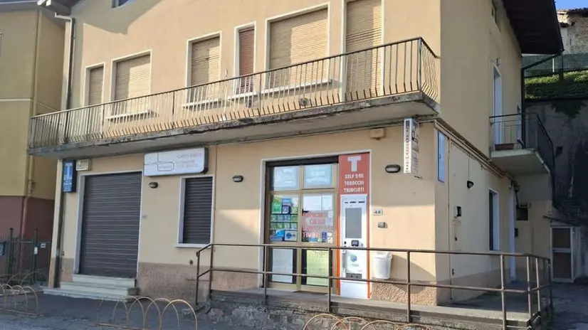 La tabaccheria ad Agnosine - © www.giornaledibrescia.it