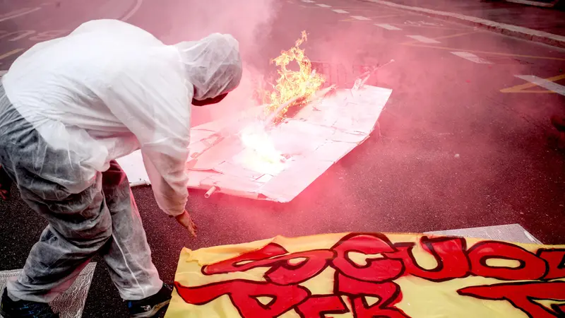 Corteo studentesco ‘A scuola nessuno è straniero’ a Milano, 16 ottobre 2026. ANSA/MOURAD BALTI TOUATI
