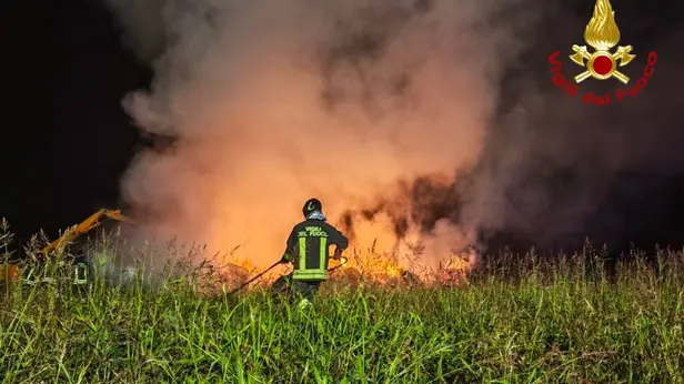 I Vigili del fuoco impegnati a Manerba