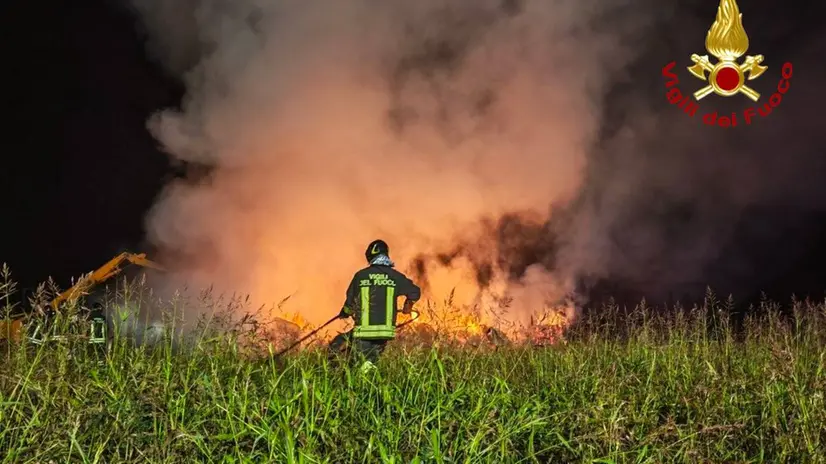 I Vigili del fuoco impegnati a Manerba