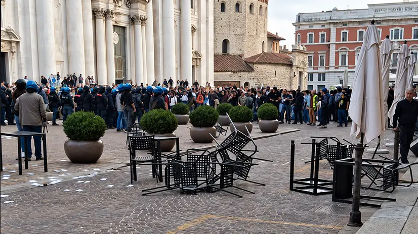 La manifestazione contro il caro vita