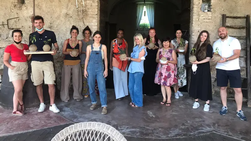Monica Bispo con i partecipanti a uno dei suoi corsi