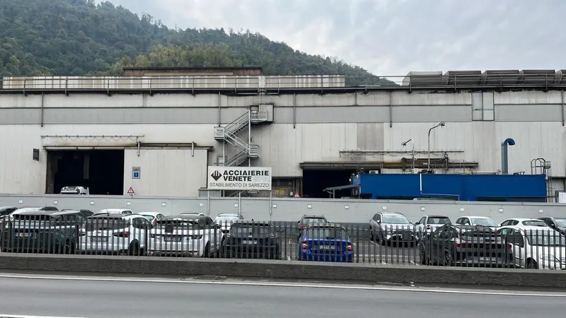 L'infortunio si è verificato all'interno di Acciaierie Venete a Sarezzo © www.giornaledibrescia.it