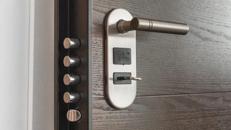 Una porta blindata