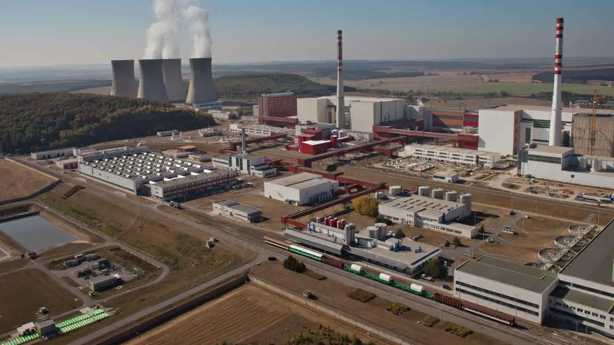 La centrale di Mochovce in Slovacchia, alla cui realizzazione ha contribuito Enel