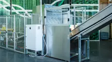 La macchina Thysar: Cauto ha brevettato il sistema per separare i capi in base alla materia prima