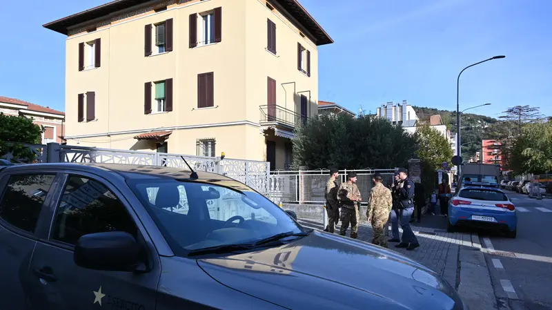 CRONACA  BRESCIA VIA APOLLONIO INTERVENTO ARTIFICERI REDAZIONE CRONACA 22-10-2026 GABRIELE STRADA NEW EDEN GROUP                             