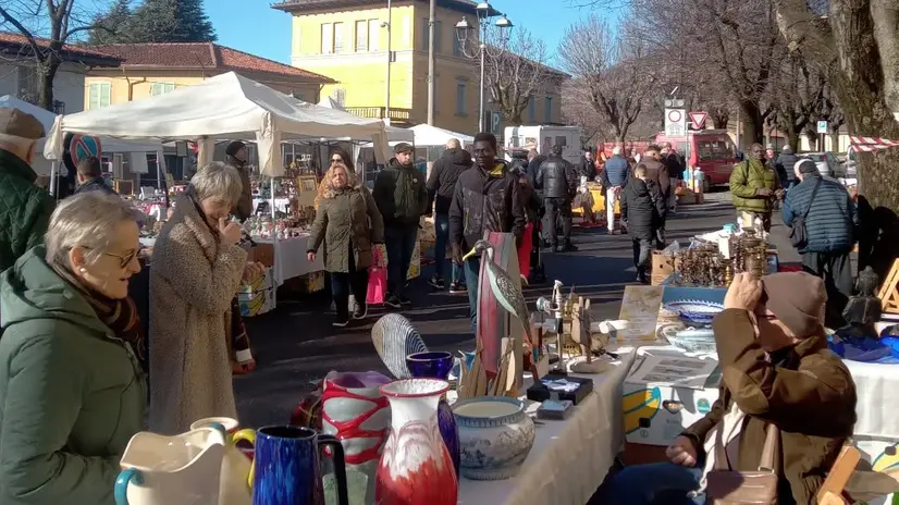 Un vero e proprio mercatino per hobbisti e appassionati