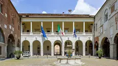 Palazzo Broletto, sede dell'Amministrazione provinciale