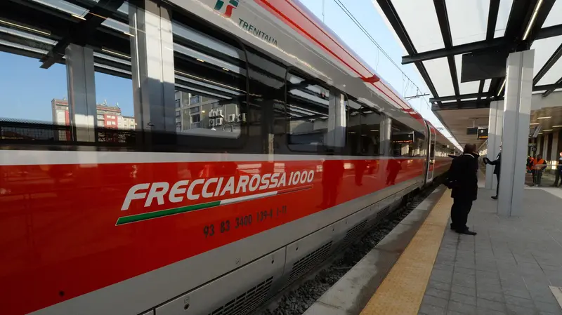 Un Frecciarossa nella stazione cittadina