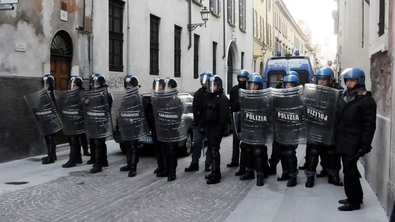 Reparti mobili schierati
