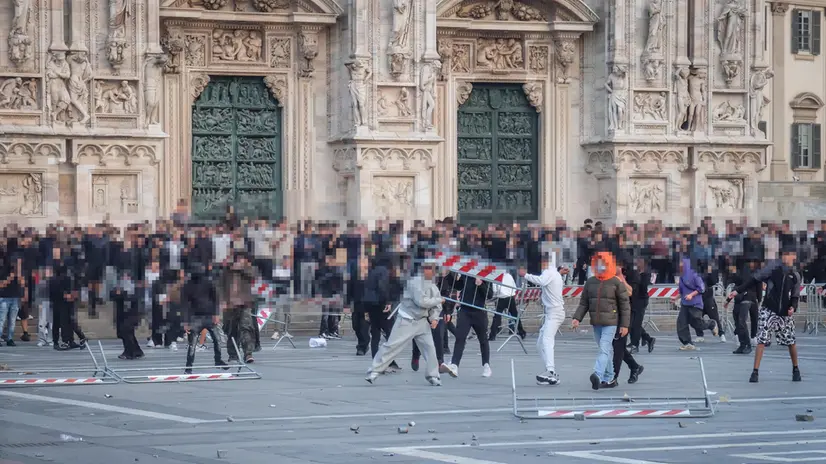 La protesta per il carovita diventa guerriglia, Milano un campo di battaglia