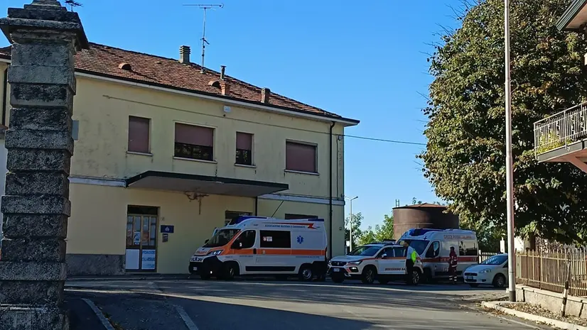 I soccorritori in stazione a Visano © www.giornaledibrescia.it