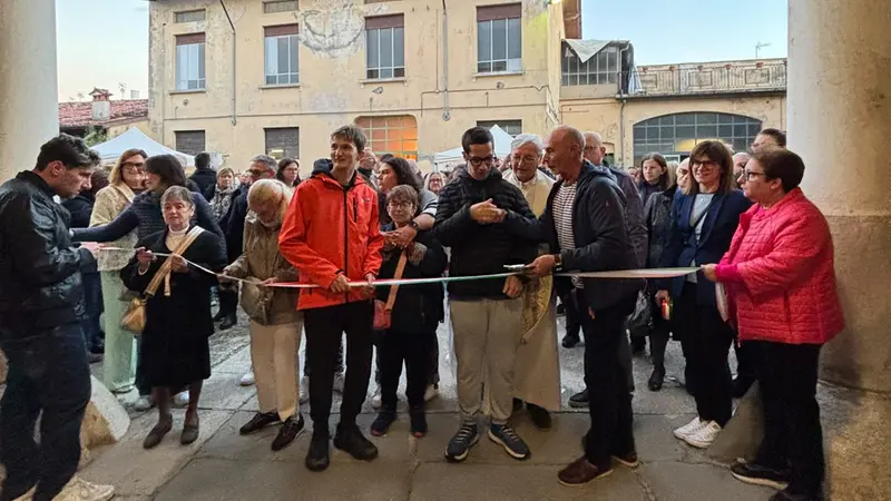 Il taglio del nastro