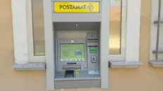 Un Atm Postamat