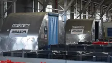 Aeroporto di Montichiari, inaugurato il magazzino per i cargo Amazon