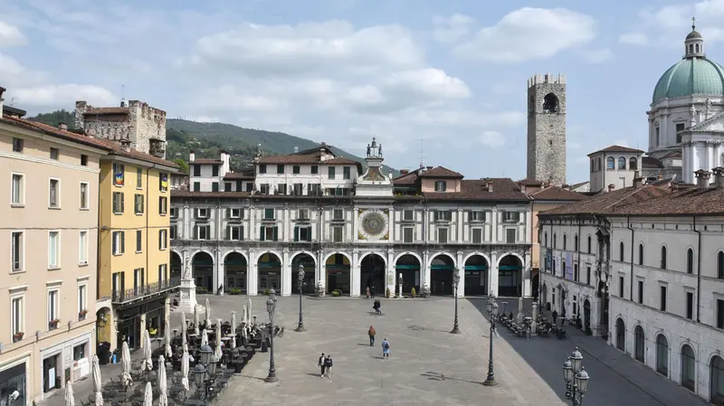 Piazza della Loggia a Brescia - Foto Comune di Brescia/Christian Penocchio