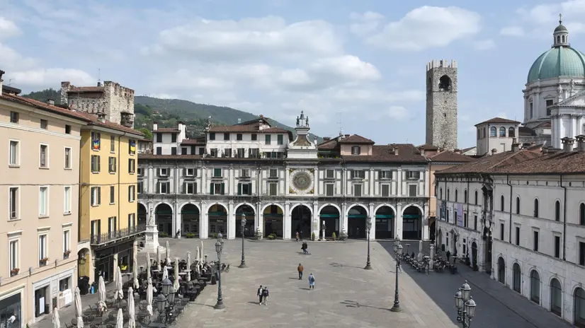 Piazza della Loggia a Brescia - Foto Comune di Brescia/Christian Penocchio